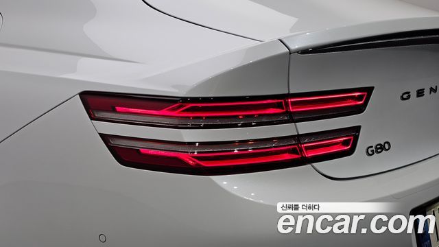 Genesis G80 2022 — photo 9