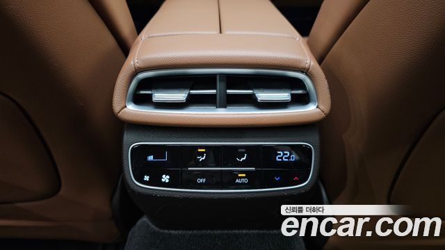 Genesis G80 2022 — photo 34