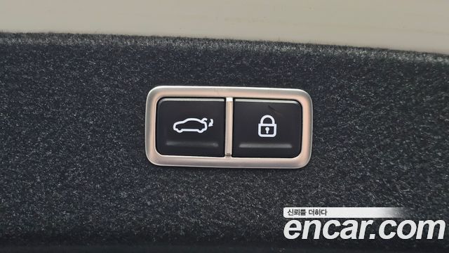 Genesis G80 2022 — photo 38