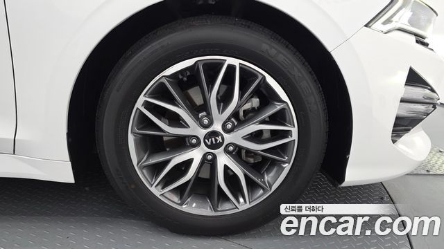Kia K5 2021 — photo 7