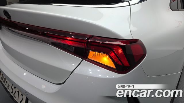 Kia K5 2021 — photo 9