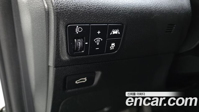 Kia K5 2021 — photo 28