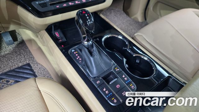 Kia Canival 2019 — photo 12