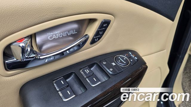 Kia Canival 2019 — photo 26