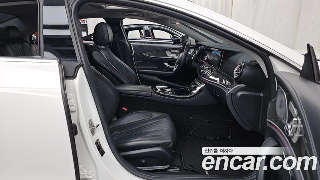 Mercedes-Benz CLS-Class 2019 — photo 11