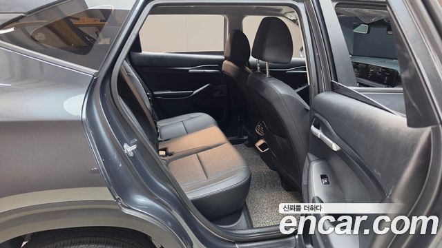 Kia Seltos 2023 — photo 17