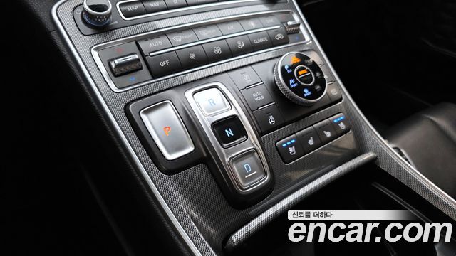 Hyundai Santafe 2023 — photo 12