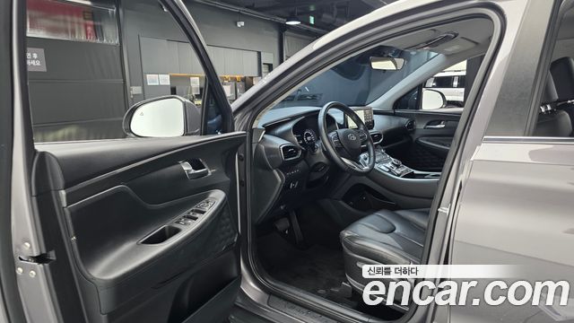 Hyundai Santafe 2023 — photo 13