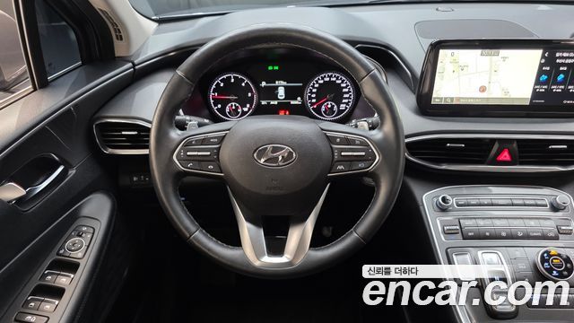 Hyundai Santafe 2023 — photo 19