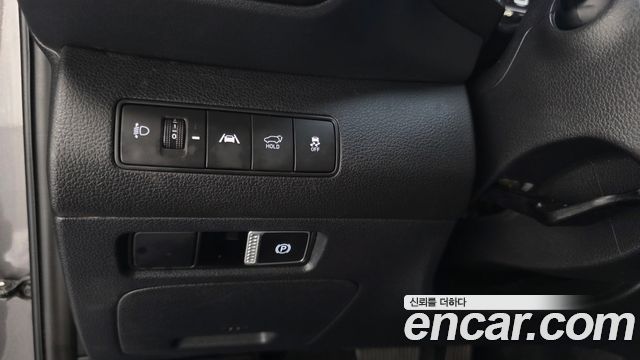 Hyundai Santafe 2023 — photo 25