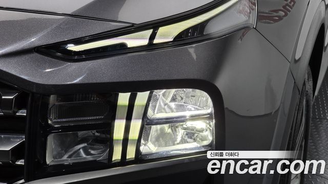 Hyundai Santafe 2023 — photo 8