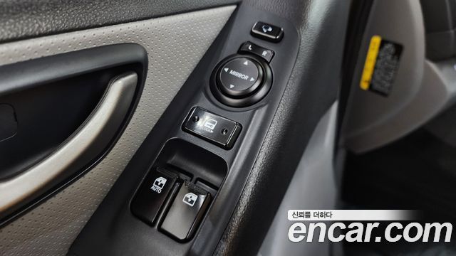 Hyundai Starex 2018 — photo 22