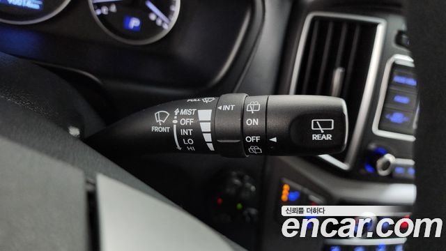 Hyundai Starex 2018 — photo 24