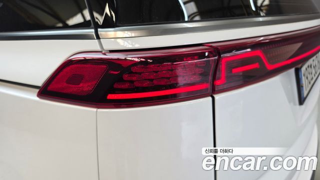 Kia Canival 2023 — photo 9