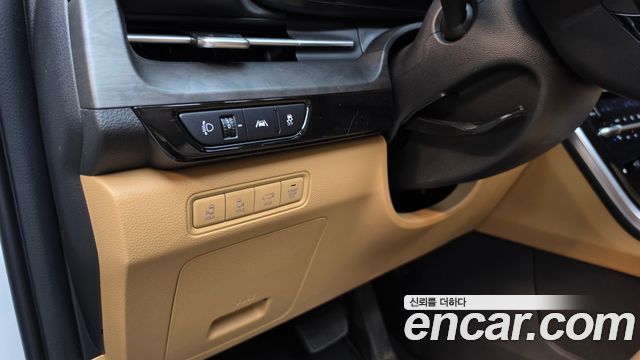Kia Canival 2023 — photo 28