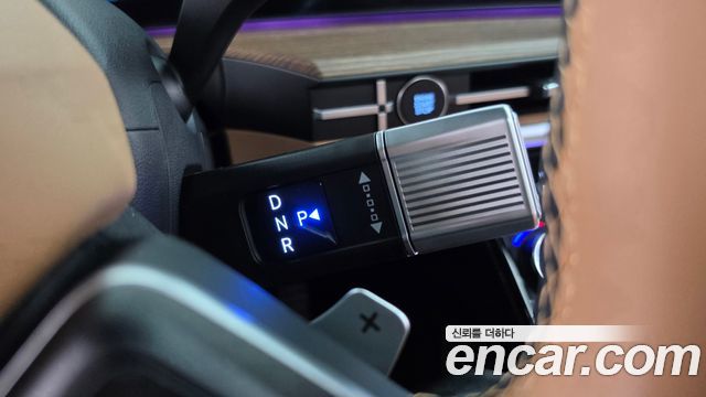 Hyundai Santafe 2024 — photo 12
