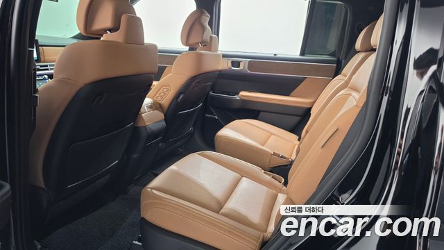Hyundai Santafe 2024 — photo 17