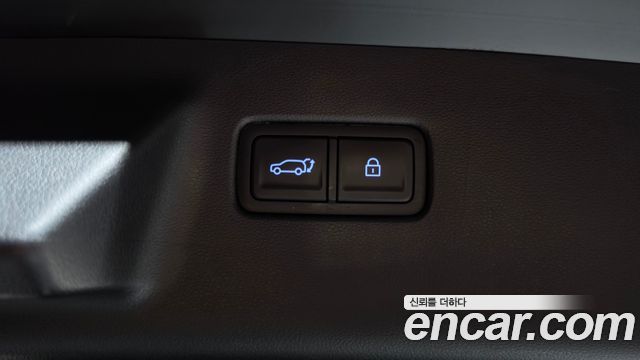 Hyundai Santafe 2024 — photo 25