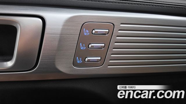 Hyundai Santafe 2024 — photo 32