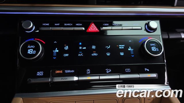 Hyundai Santafe 2024 — photo 33
