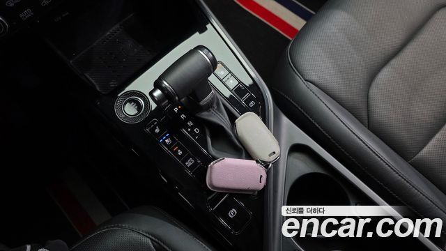 Kia Niro 2023 — photo 12