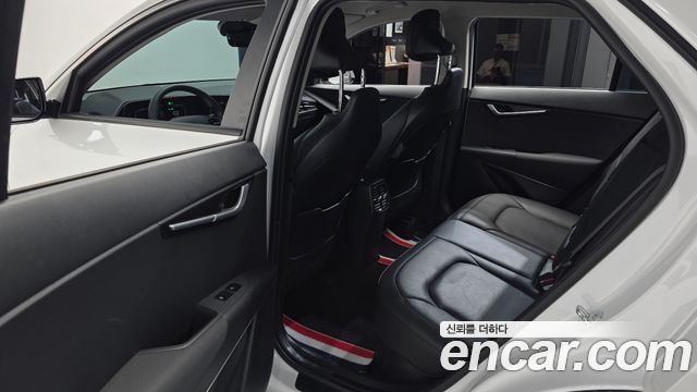 Kia Niro 2023 — photo 16