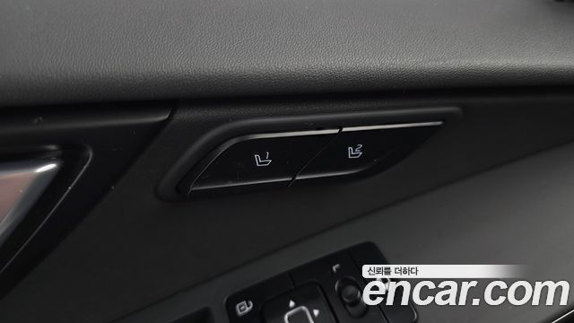 Kia Niro 2023 — photo 28