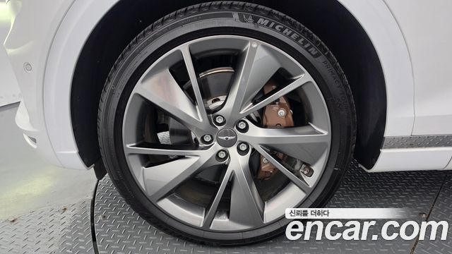 Genesis GV70 2023 — photo 5