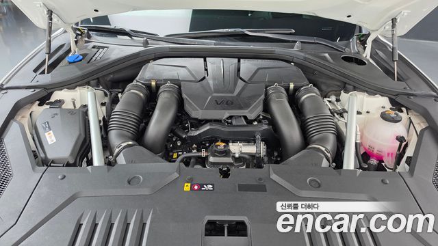 Genesis GV70 2023 — photo 6