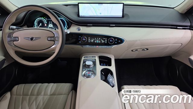 Genesis GV70 2023 — photo 10