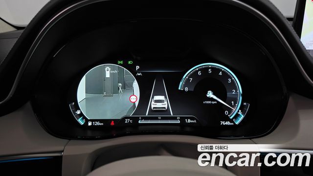 Genesis GV70 2023 — photo 11