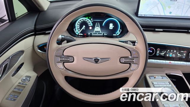 Genesis GV70 2023 — photo 19