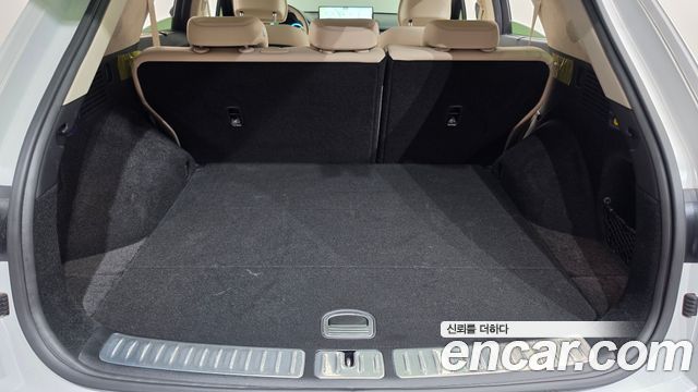 Genesis GV70 2023 — photo 24