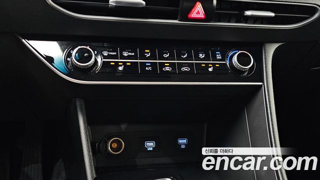 Hyundai Sonata 2020 — photo 17