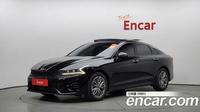 Kia K5 2023 — photo 1