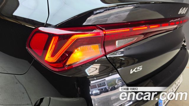 Kia K5 2023 — photo 9