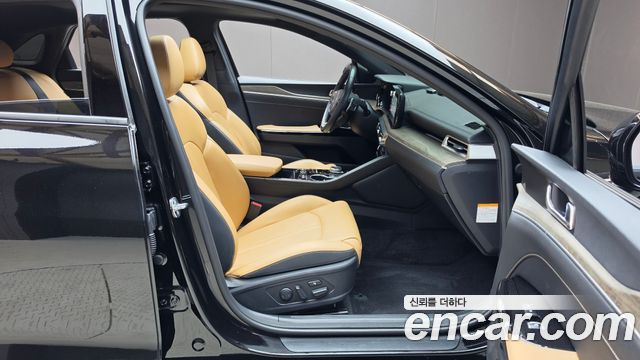 Kia K5 2023 — photo 16