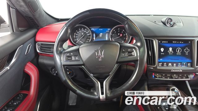 Maserati Levante 2018 — photo 13
