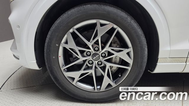 Genesis GV70 2023 — photo 5