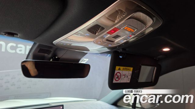 Genesis GV70 2023 — photo 25