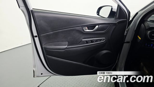 Hyundai Kona 2018 — photo 14