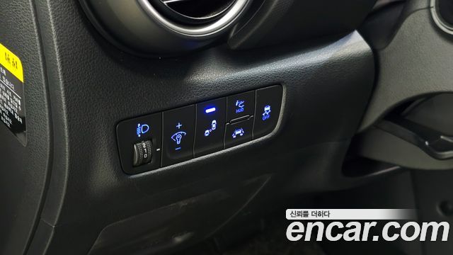 Hyundai Kona 2018 — photo 28