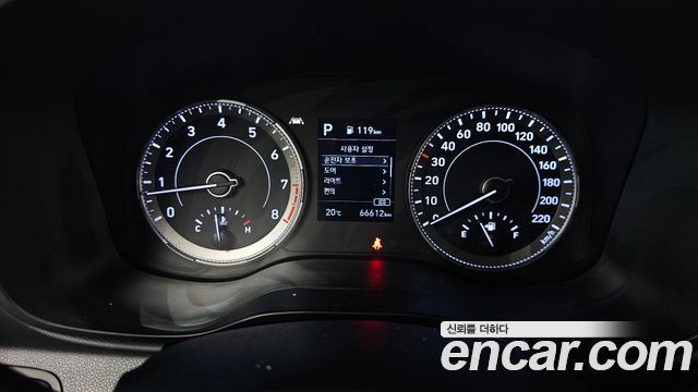 Hyundai Venue 2020 — photo 11