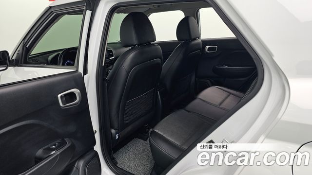 Hyundai Venue 2020 — photo 17