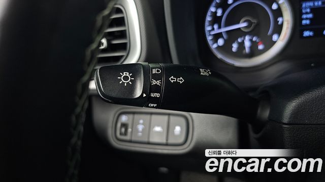 Hyundai Venue 2020 — photo 25