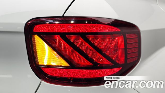 Hyundai Venue 2020 — photo 9
