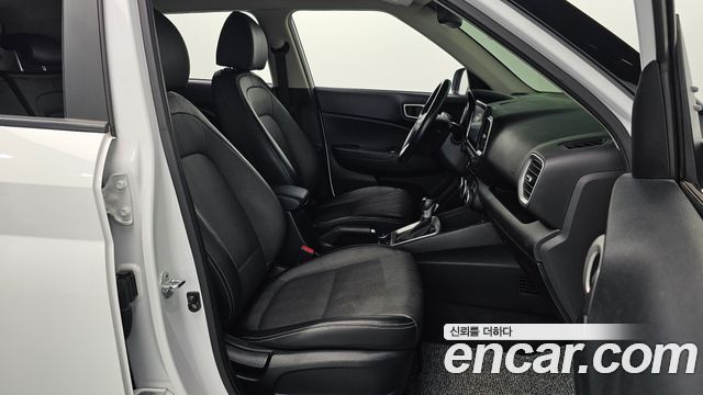 Hyundai Venue 2020 — photo 16