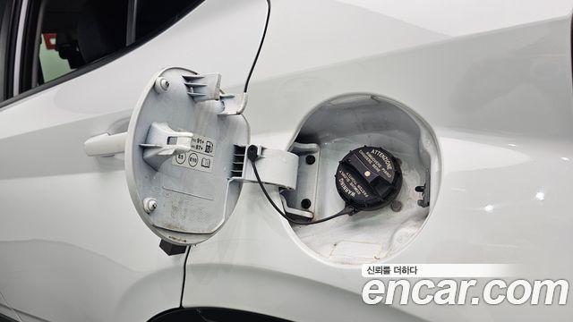 Hyundai Venue 2020 — photo 33