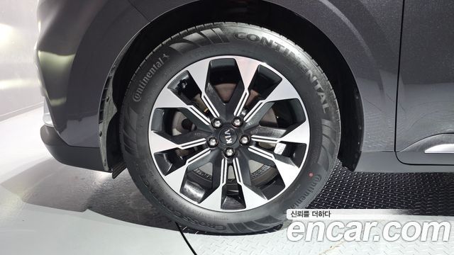 Kia Canival 2021 — photo 5