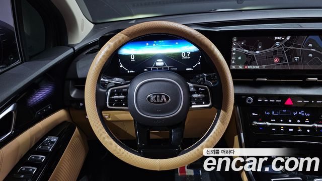 Kia Canival 2021 — photo 12